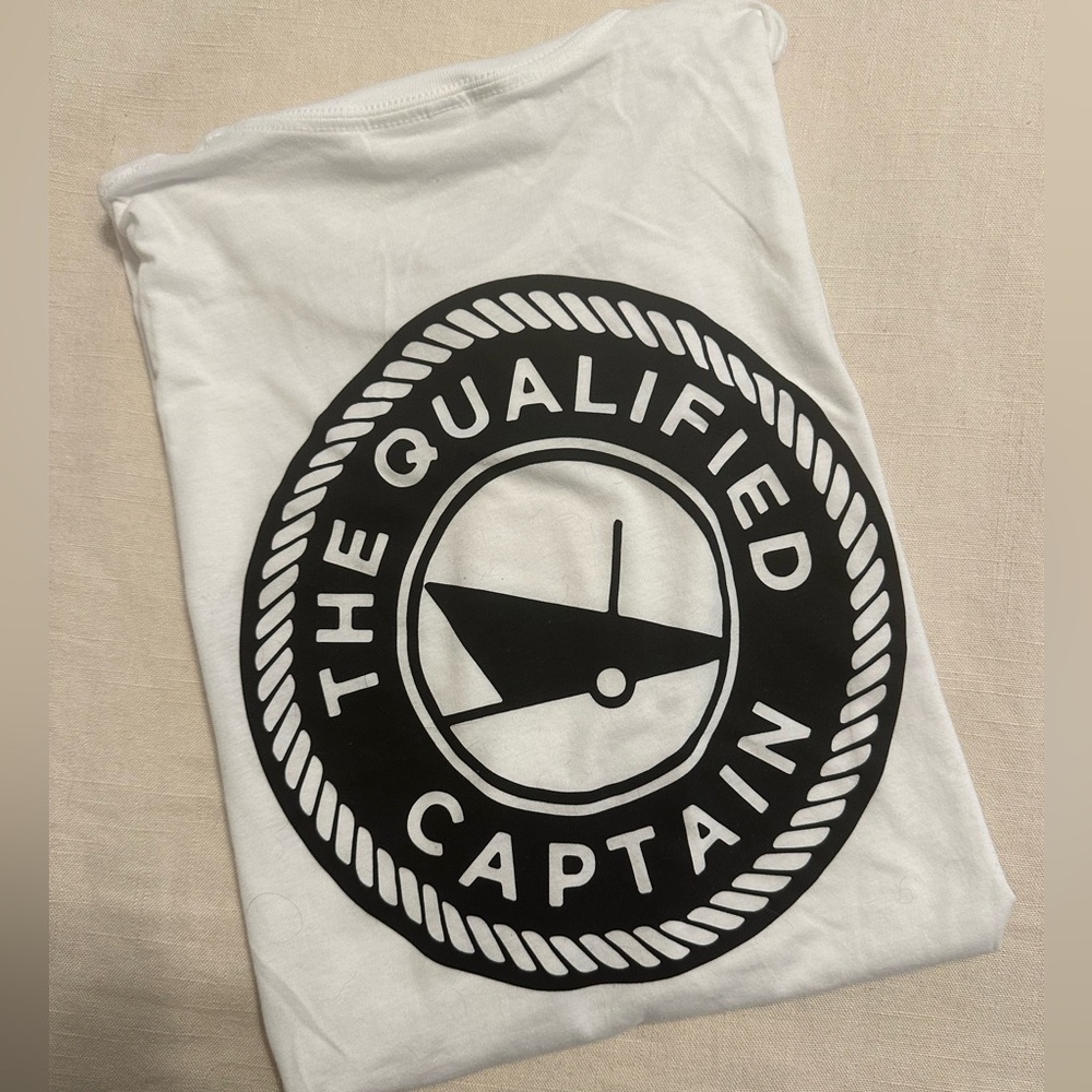 NWOT Qualified Captain T-Shirt